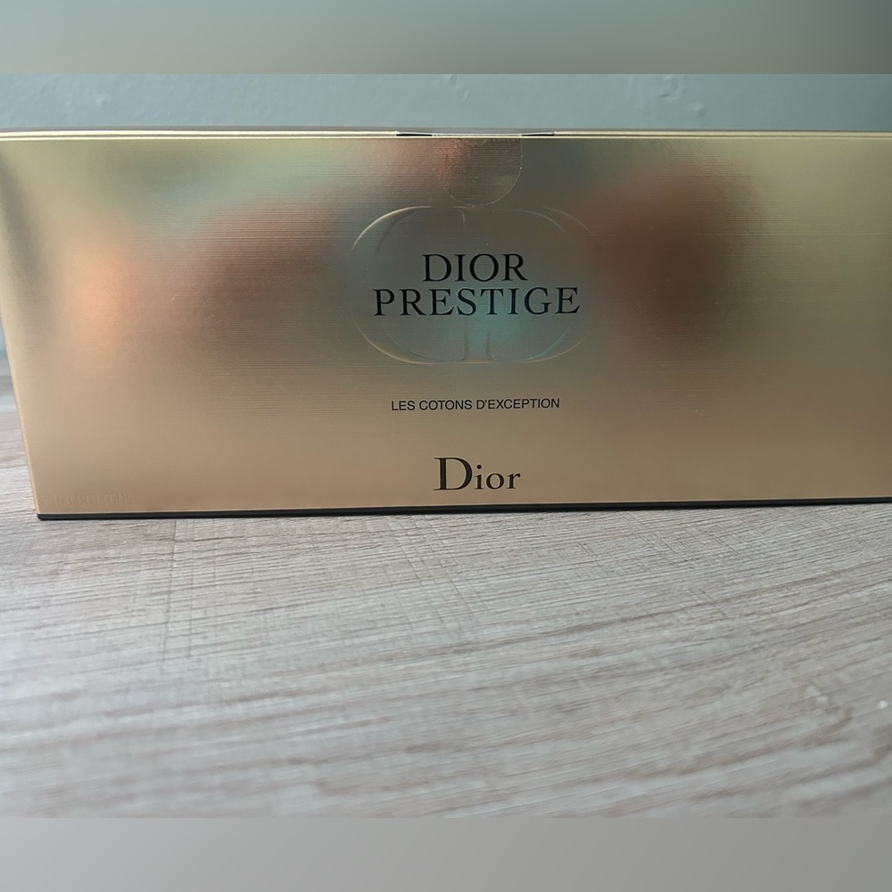 Dior Prestige Cotton Set in Gold - Picture 2 of 4